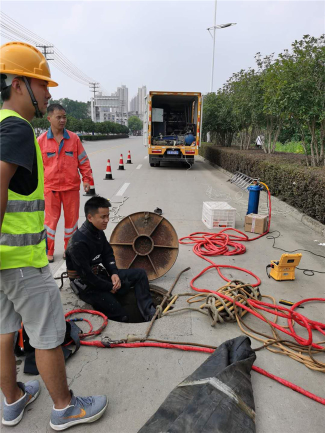 东港翻衬法管道修复技术主要工序